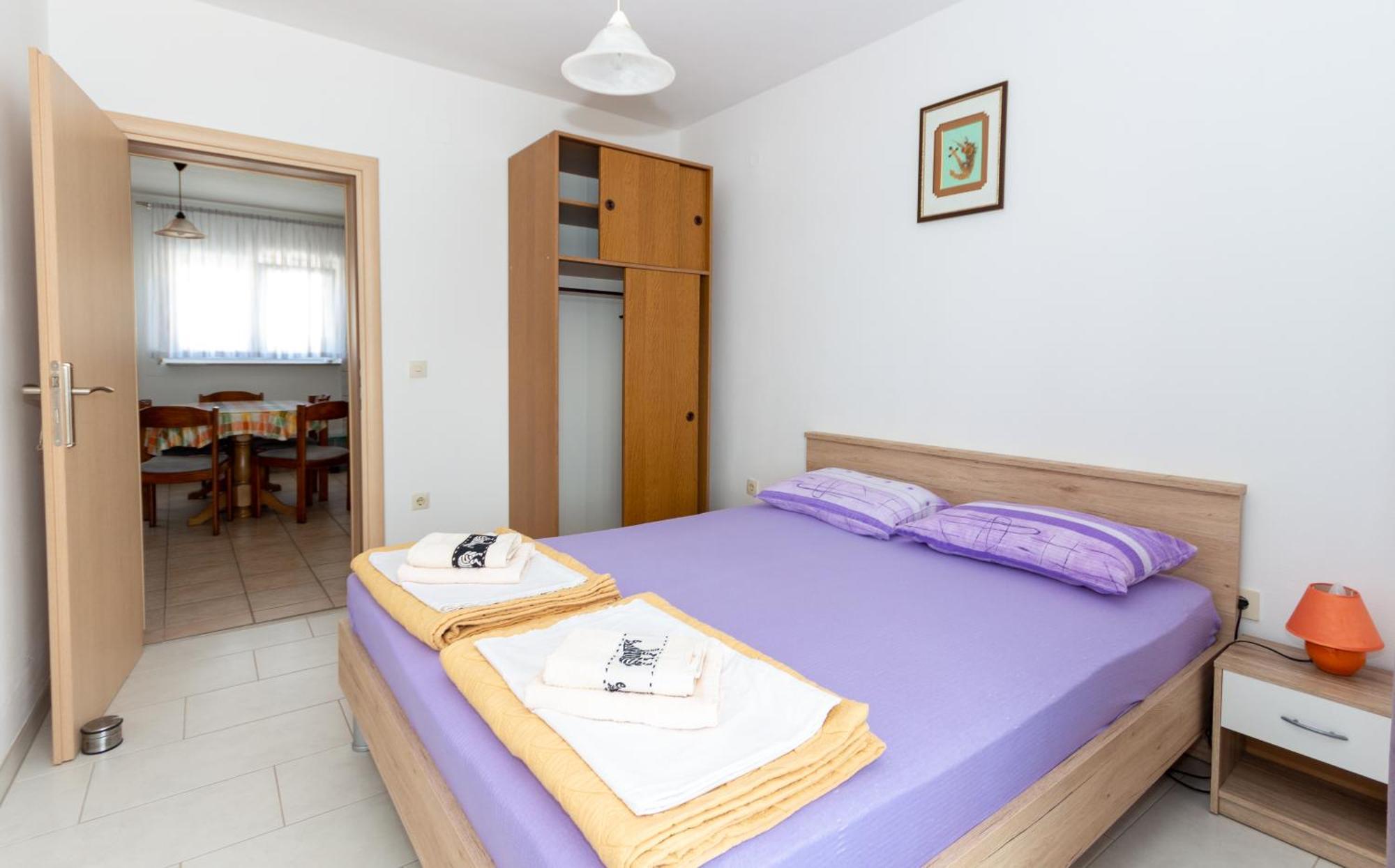 Apartmani Filip Паг Екстериор снимка